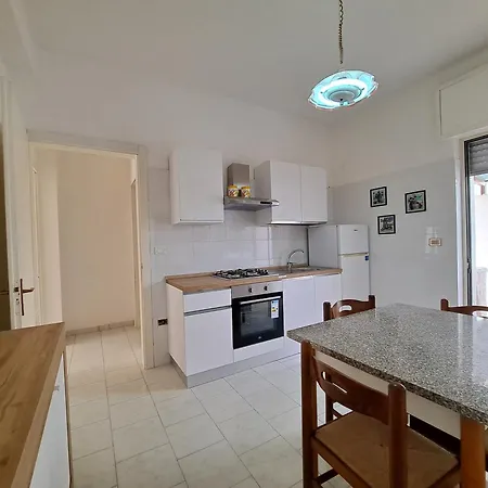 Casa Luigi A 400m Dalla Sabbia Holiday home *